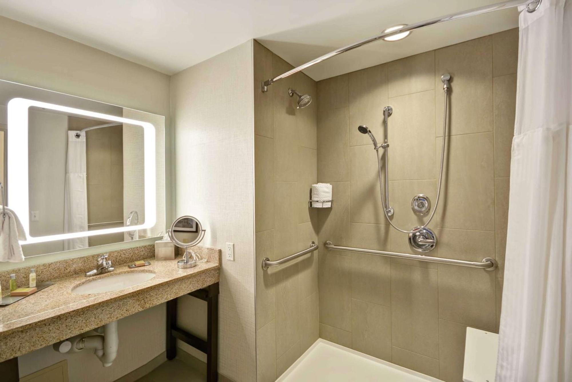 Doubletree By Hilton Chicago Midway Airport, Il Hotel Bedford Park Exterior foto